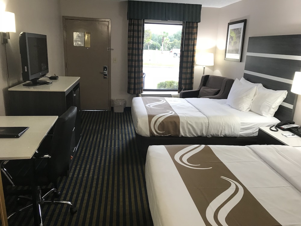 Quality Inn Savannah I 95 15/41