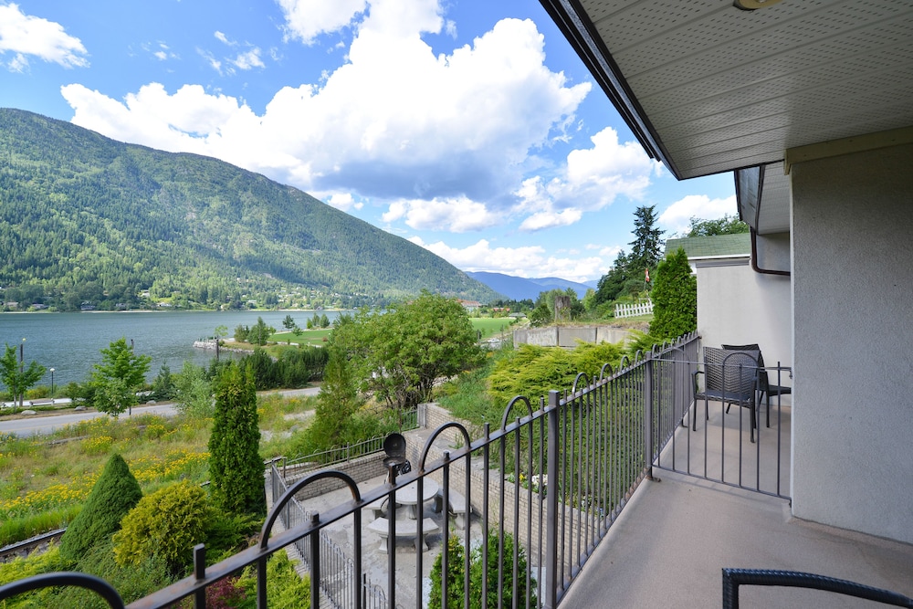 Prestige Inn Nelson 8/26
