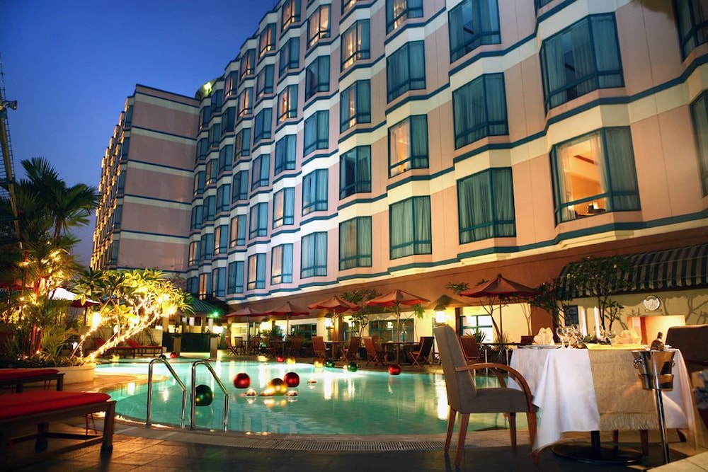 The Acacia Hotel 5/53