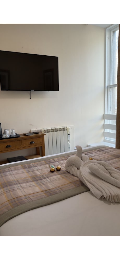 Waverley Guest House 33/39