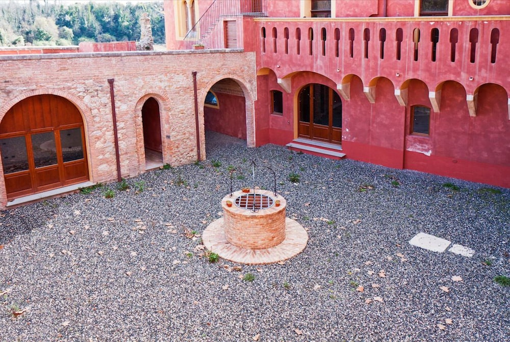 Il Castello di San Ruffino 43/50