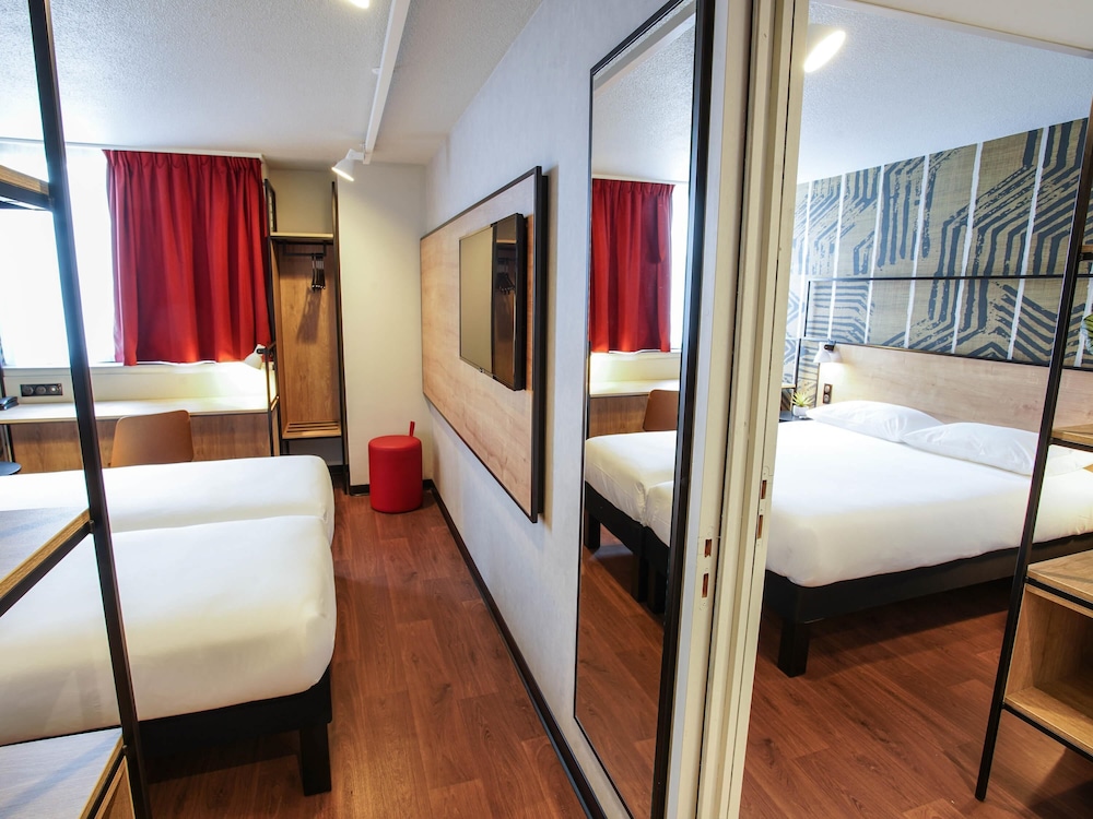 Hotel Ibis Tours centre Giraudeau 22/57