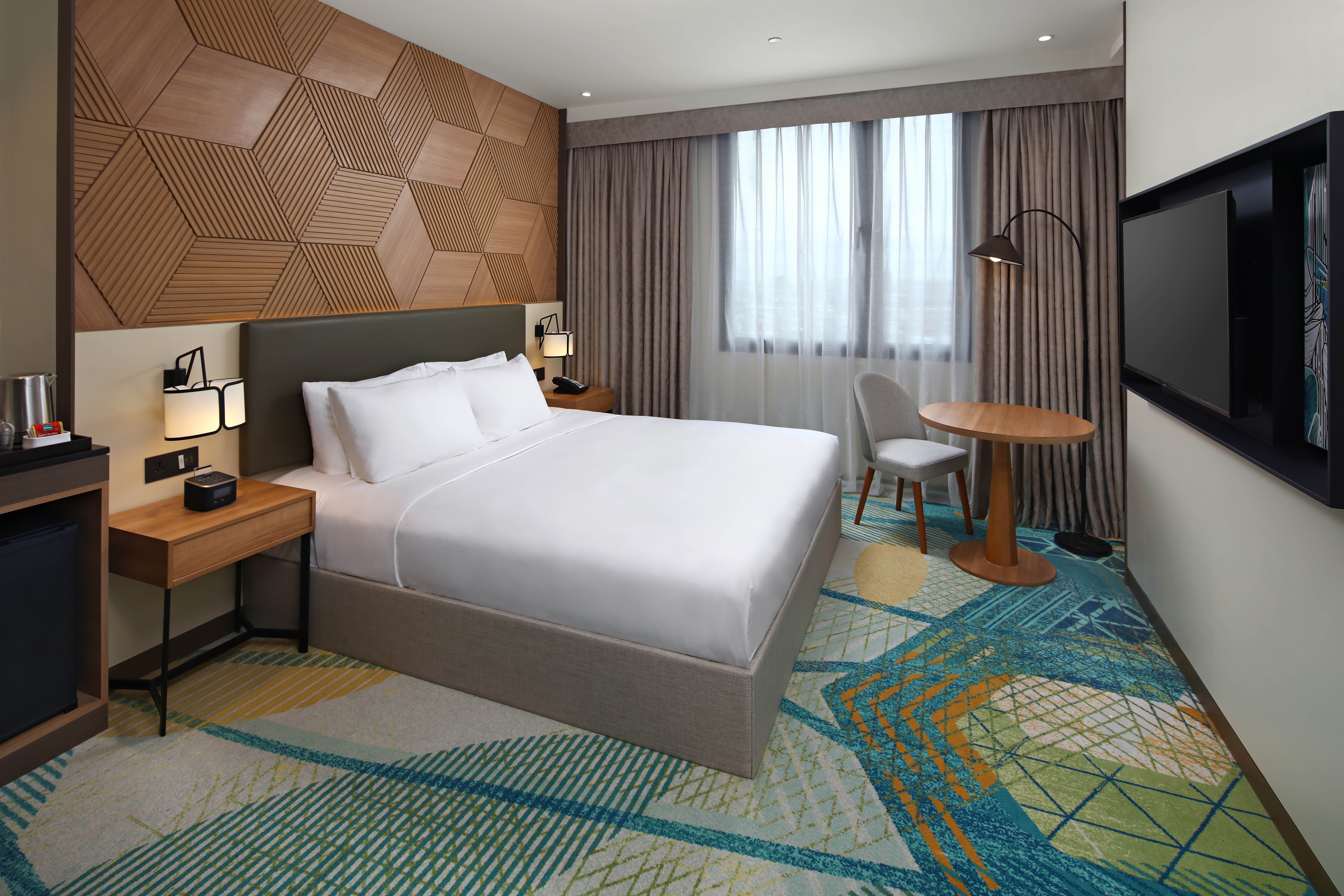 STANDARD, KING BED, ACCESSIBLE