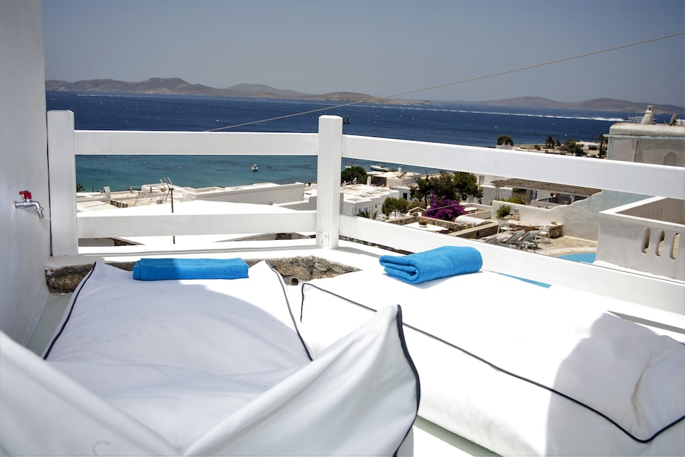 Mykonos Moussa Suites 12/50
