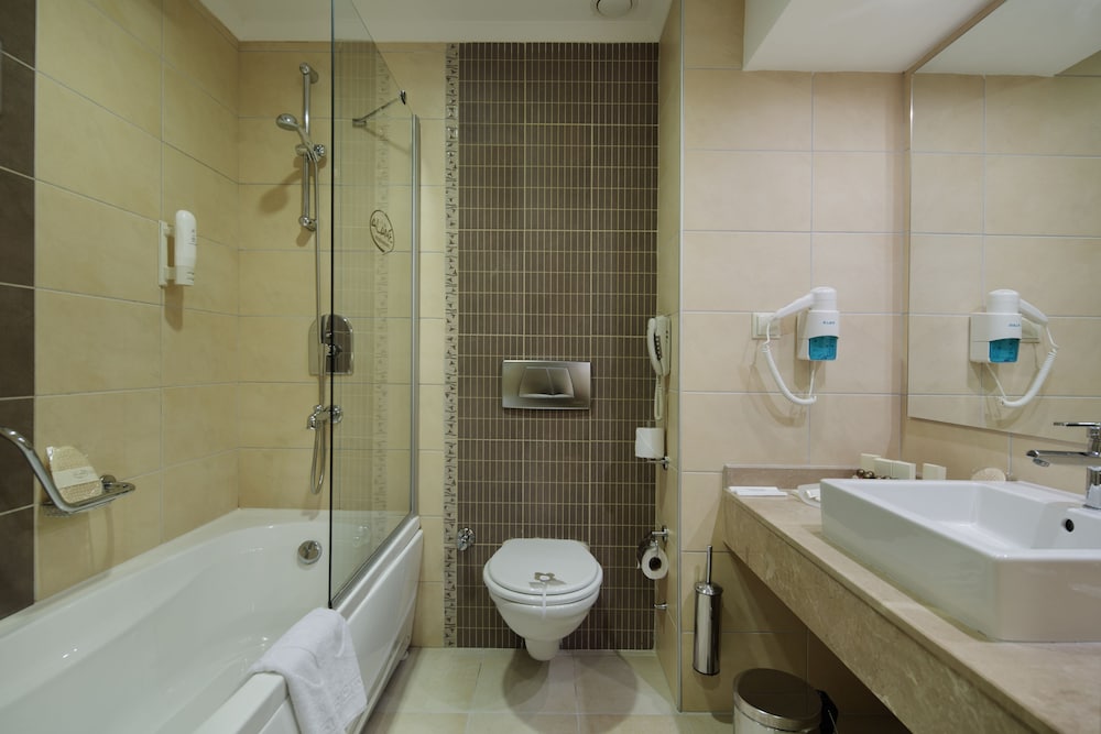Alaiye Resort & Spa Hotel 50/50