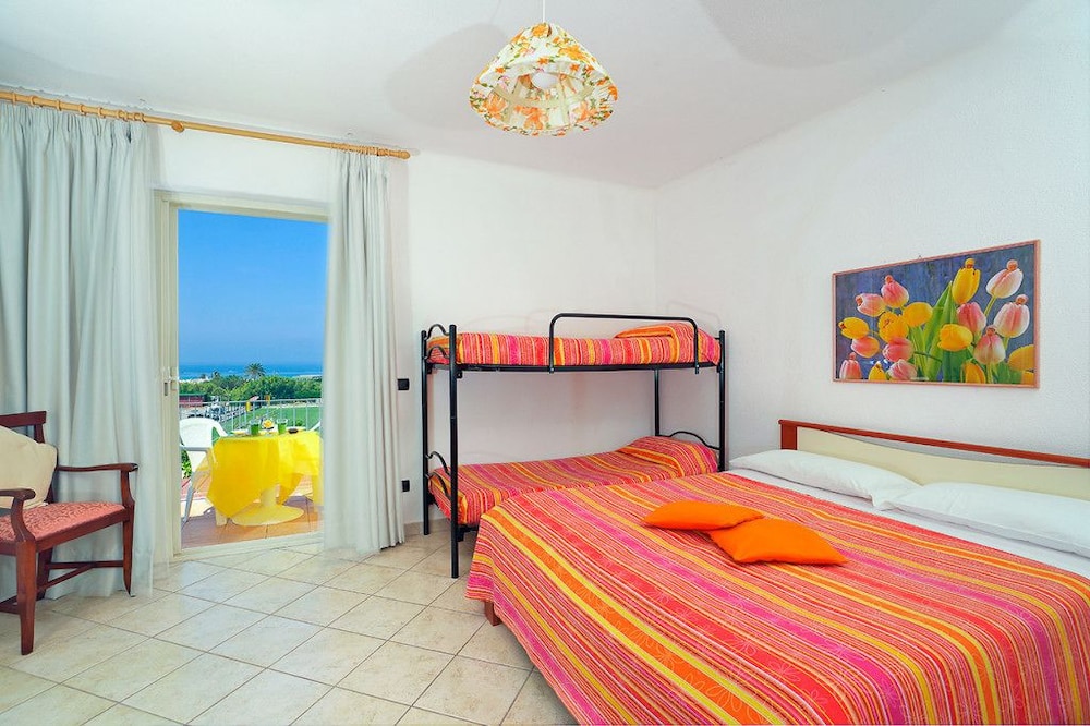 Hotel Villa Mena 16/50