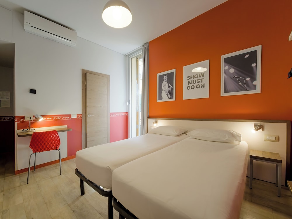 Hotel Nologo 33/72