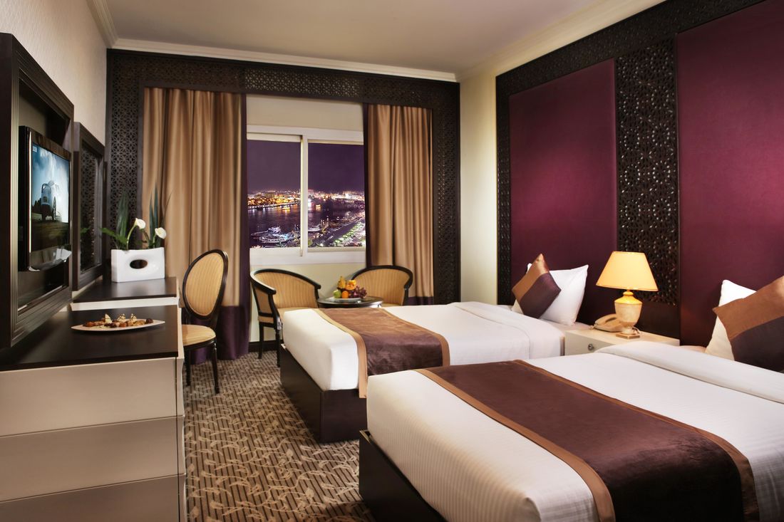 DELUXE ROOM CITY VIEW