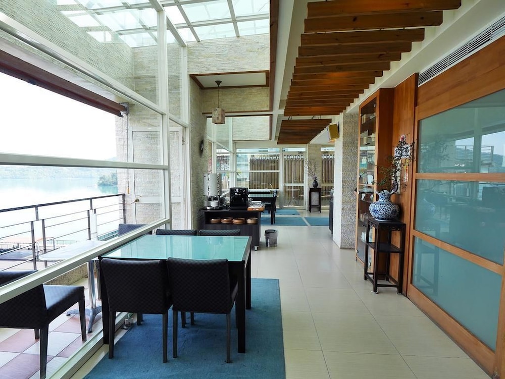 Cherng Yuan Hotel 39/51