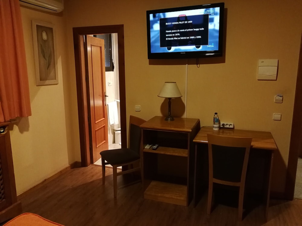 HOTEL DEL SOL 13/19