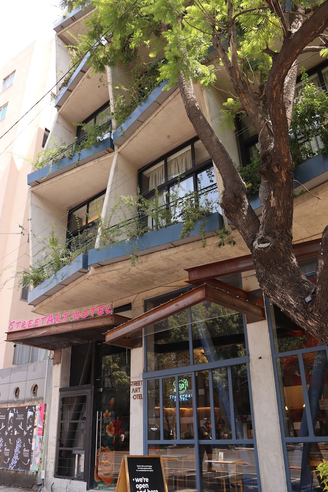 Street Art Hotel Roma in MEXICO CITY