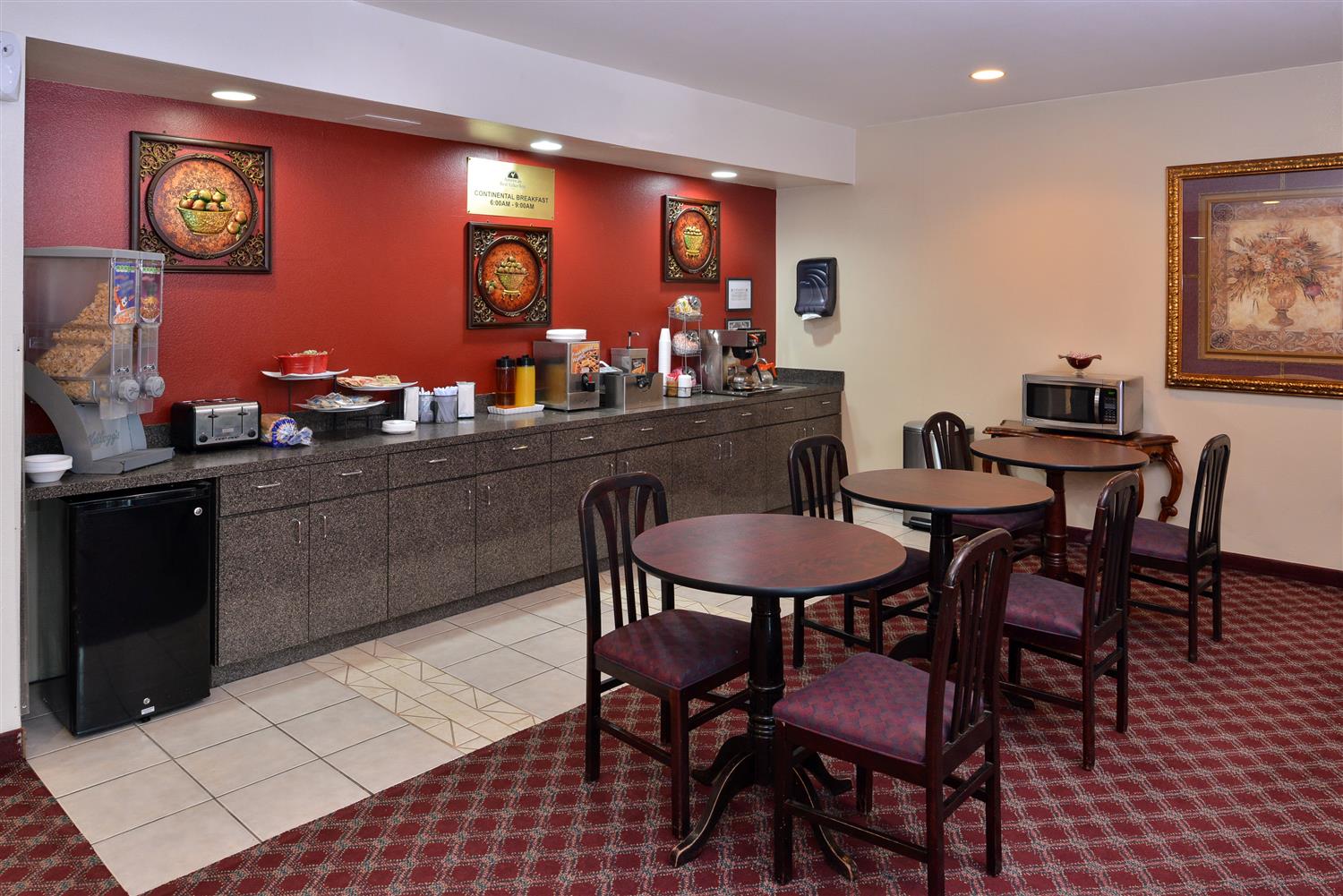 Americas Best Value Inn Somerville, TX 30/52