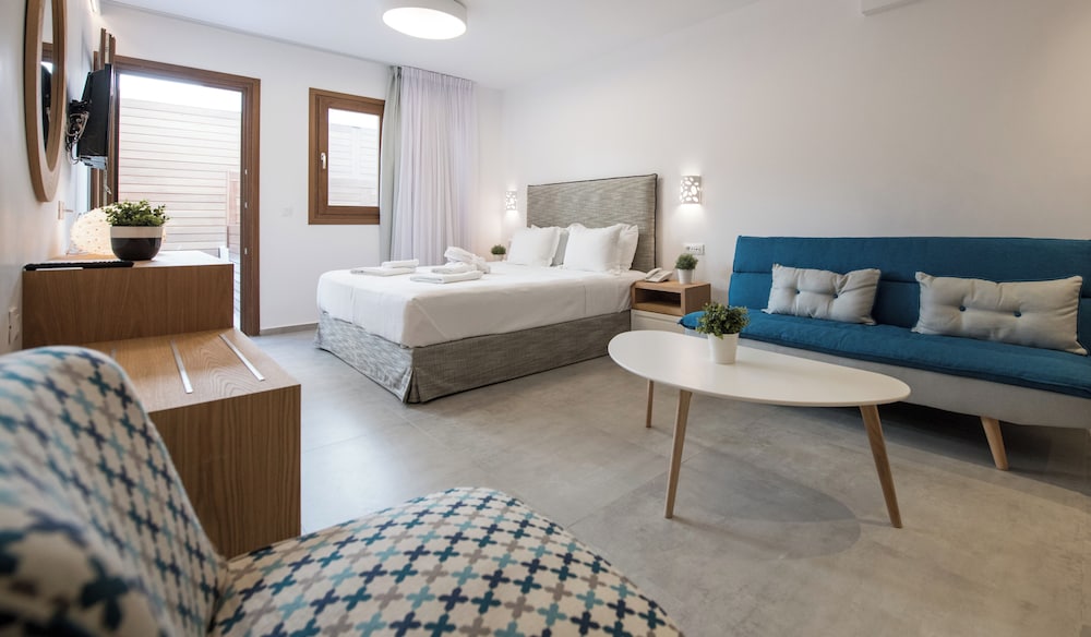 Natura Luxury Boutique Hotel Skopelos 20/50