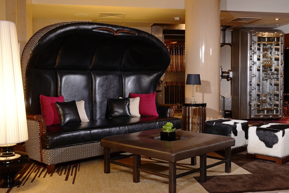 RENAISSANCE DENVER DOWNTOWN CITY CENTER HOTEL 33/56
