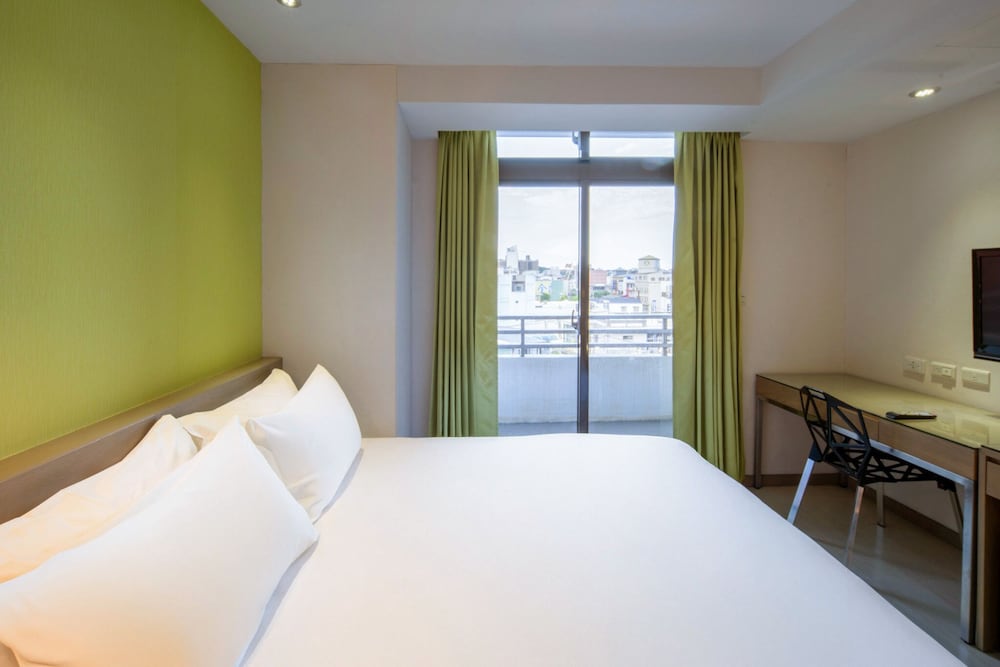 Check Inn Select Hualien Linsen 20/62