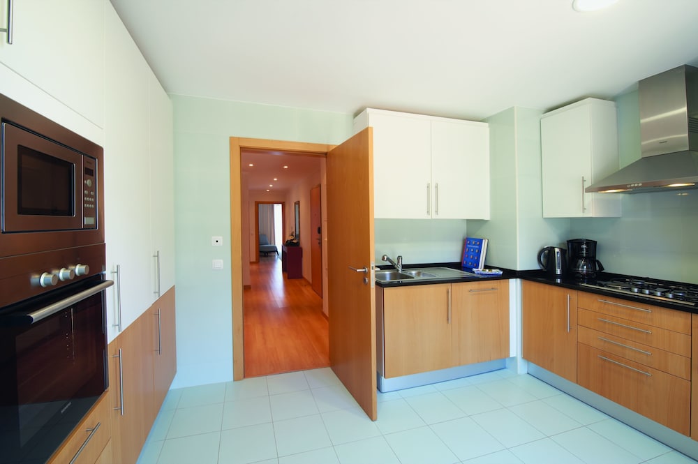 Real Marina Residence 12/39