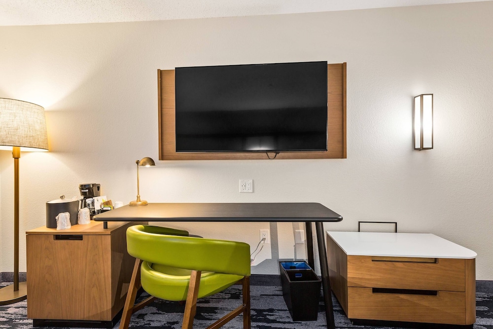 Fairfield Inn And Suites Bend Downtown 20/46