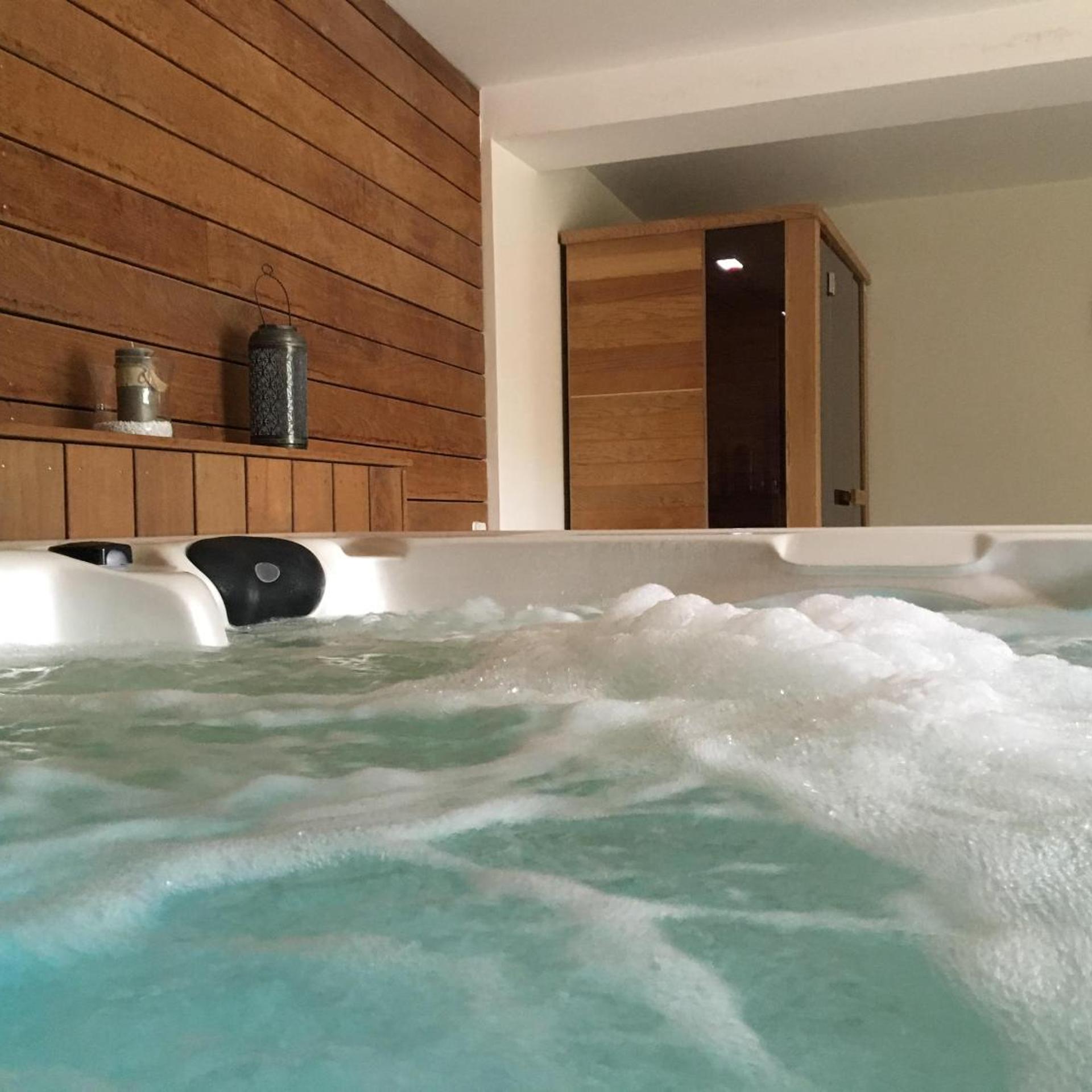 Hotel La Bastide Des Monges 18/50