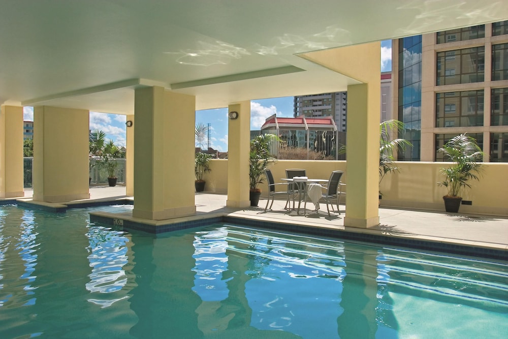 Oaks Brisbane Lexicon Suites 15/37