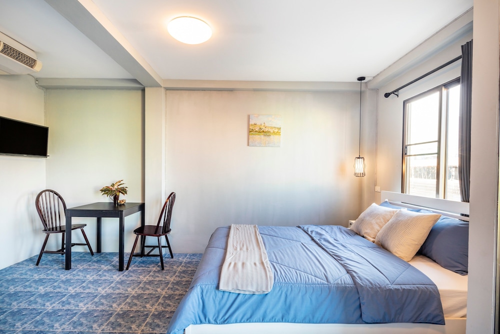 Penyos Residence 43/73