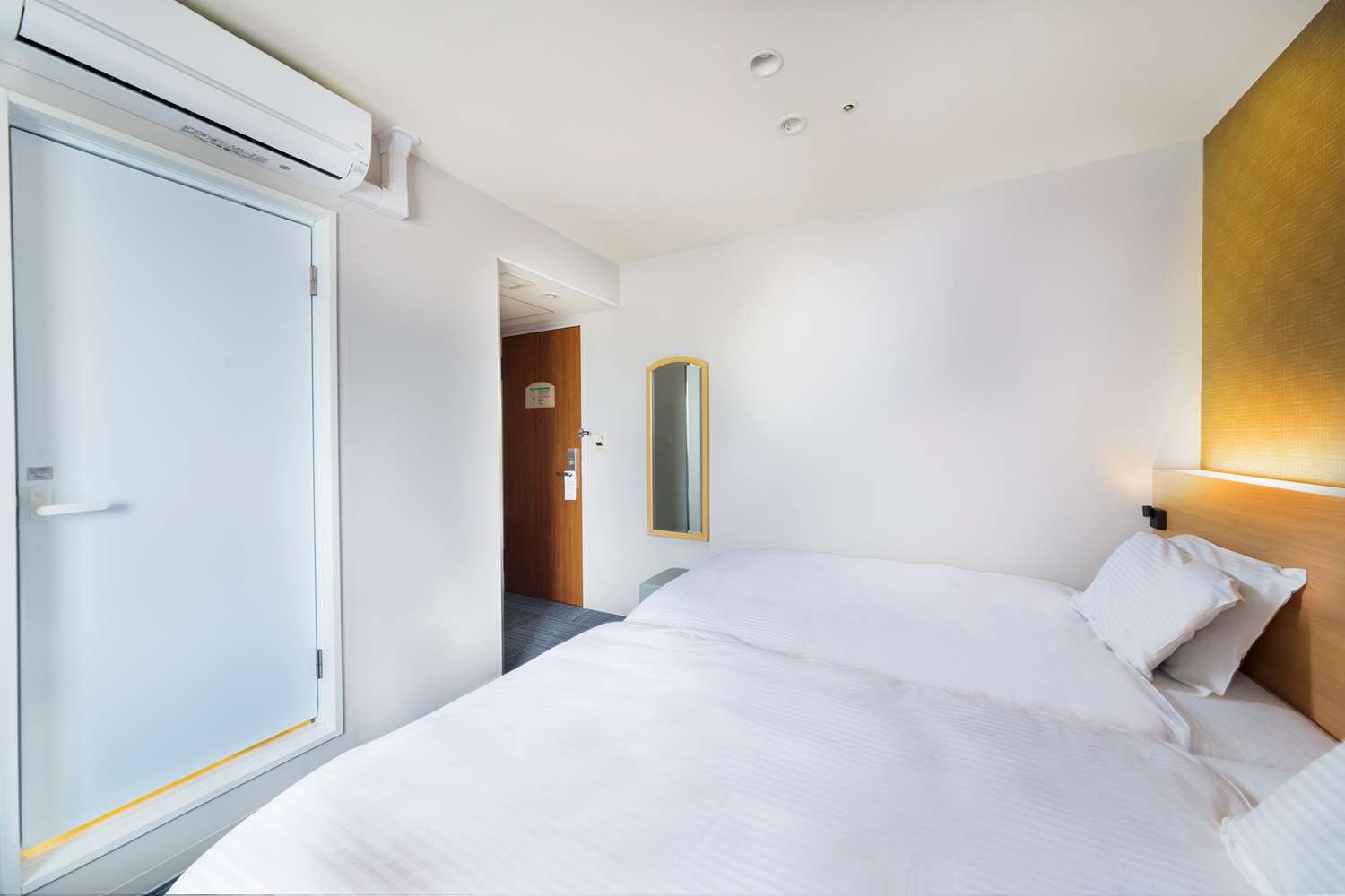 Surestay Plus Hotel By Best Western Shin-Osaka 15/45