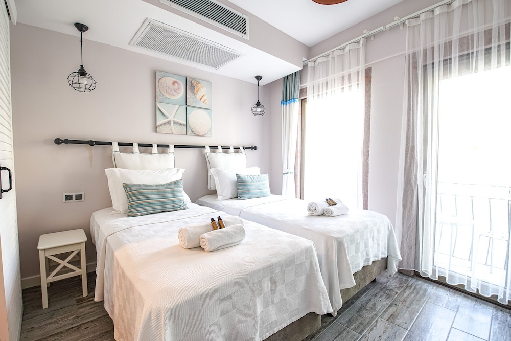 Nirvana Otel Bozcaada 18/50