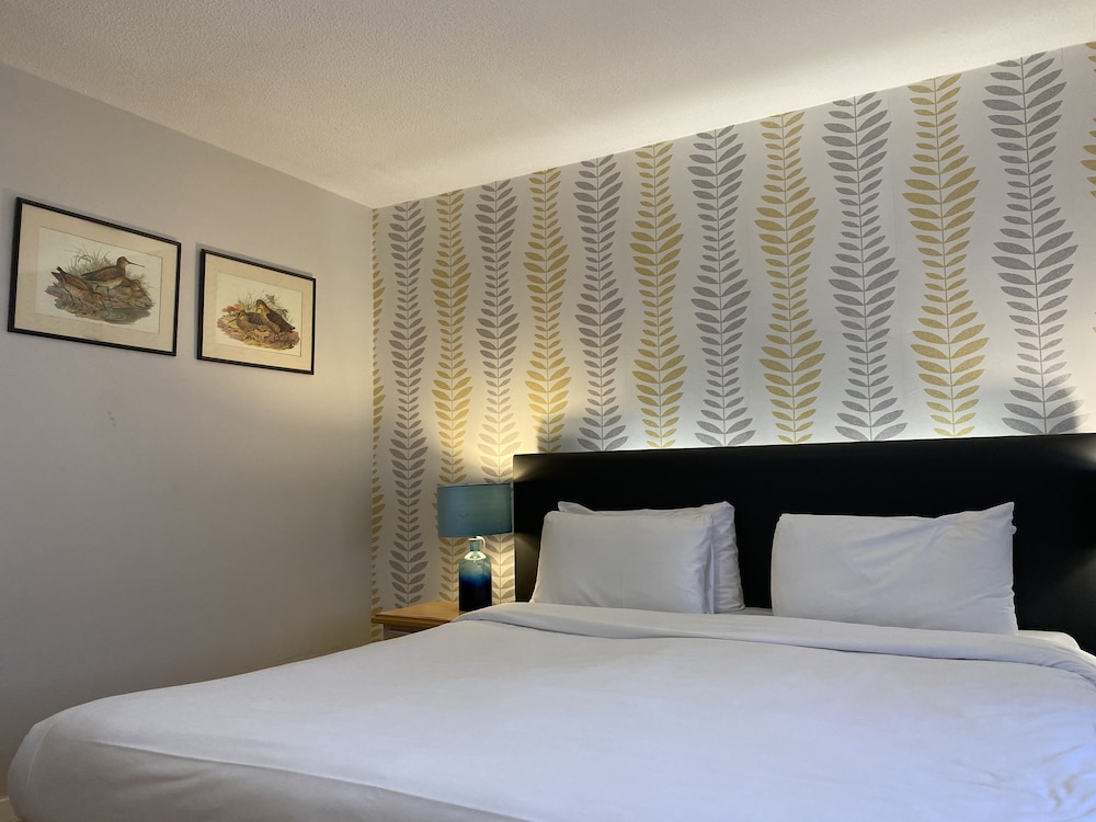 Marston Farm Hotel 23/55