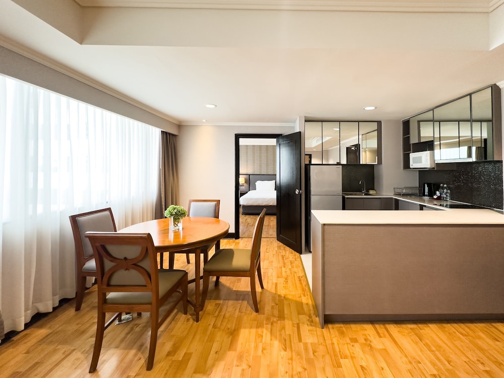 Rembrandt Residences Bangkok (Sukhumvit Soi 20) 9/83