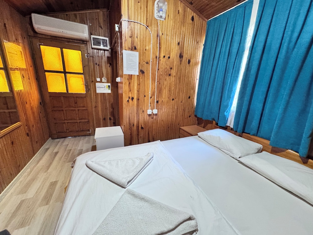 Olympos Mercan Pansiyon 8/50