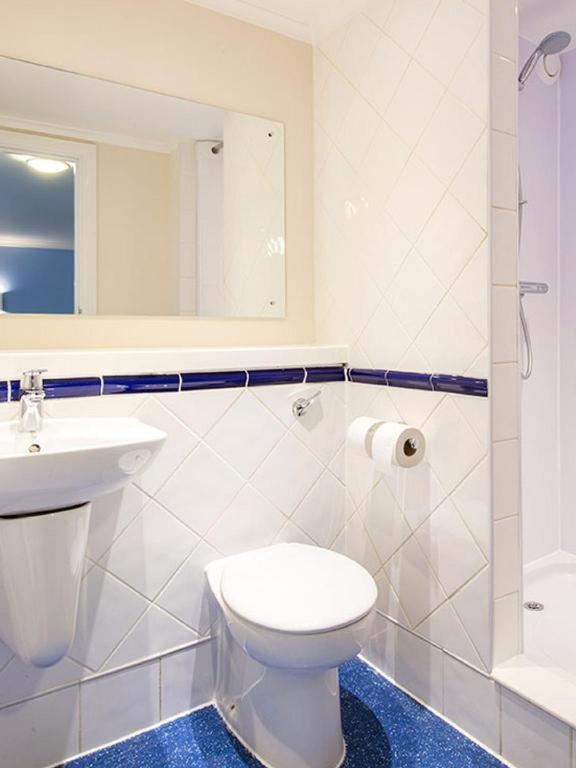 Travelodge Northampton Wootton 19/19