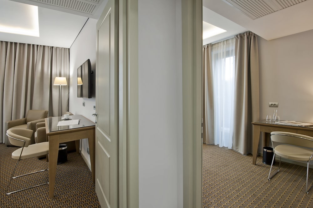 Hotel Royal Prague 26/48
