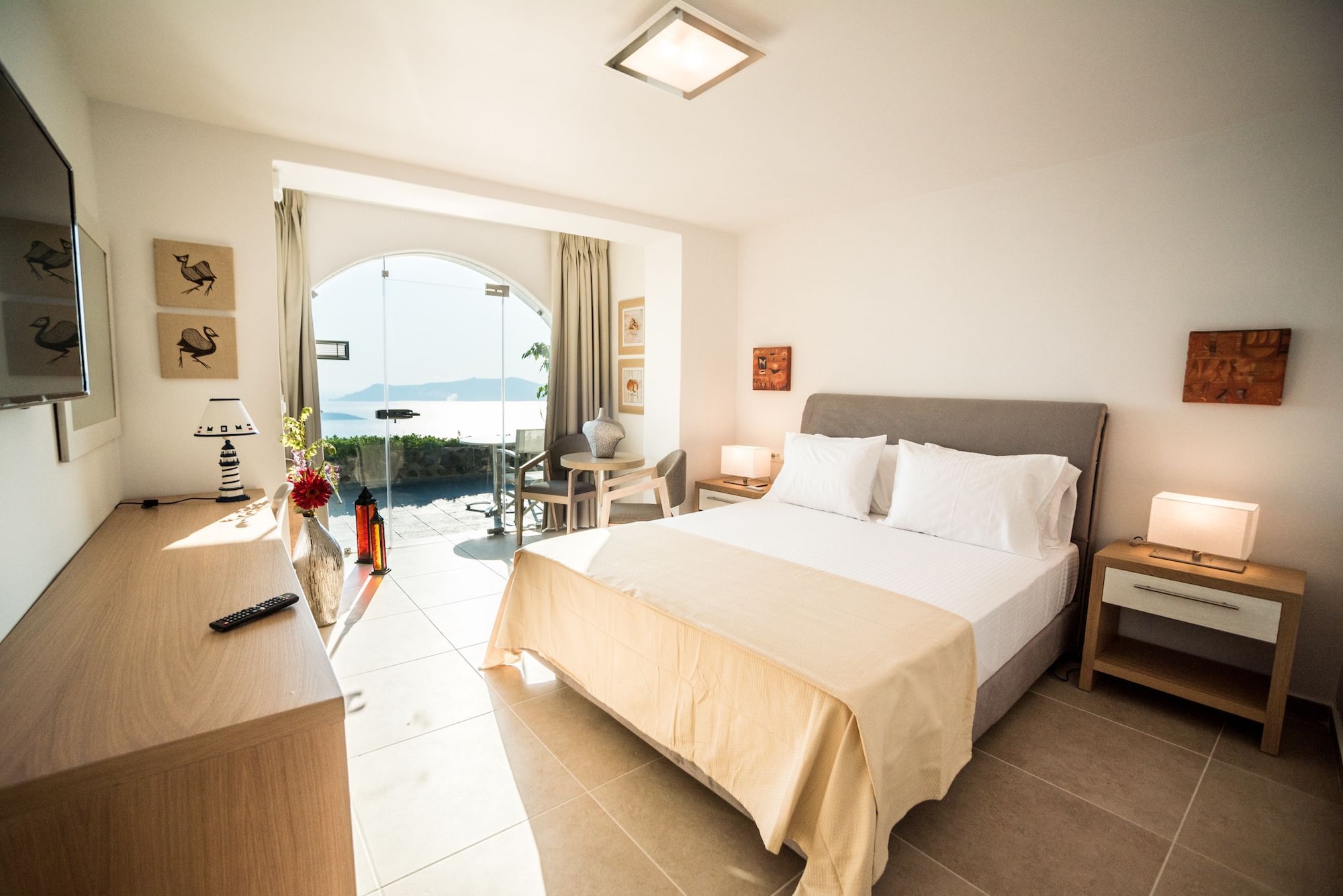 Junior Suite, Queen Bed, Sea View, Plunge Pool