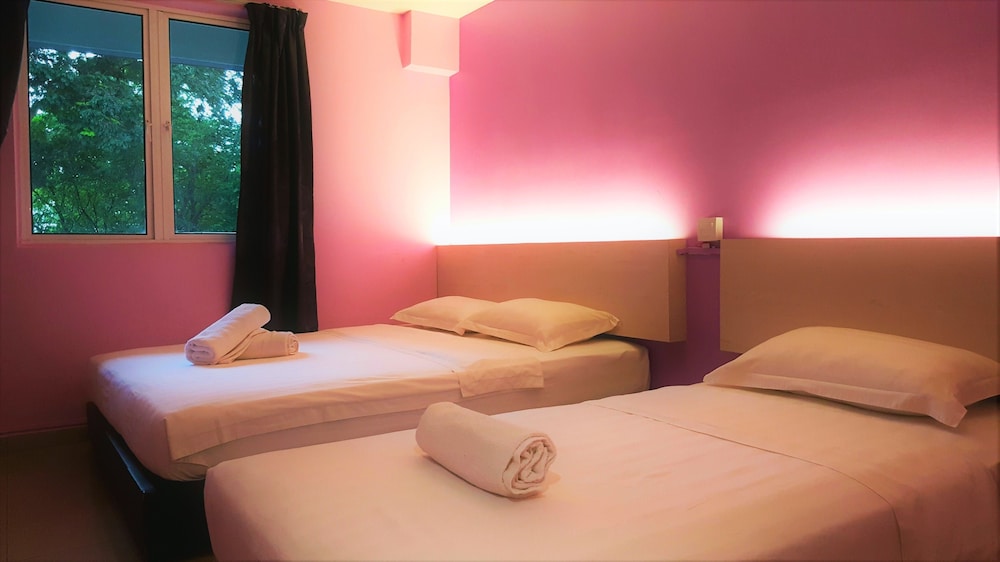 De Uptown Hotel Damansara 37/43