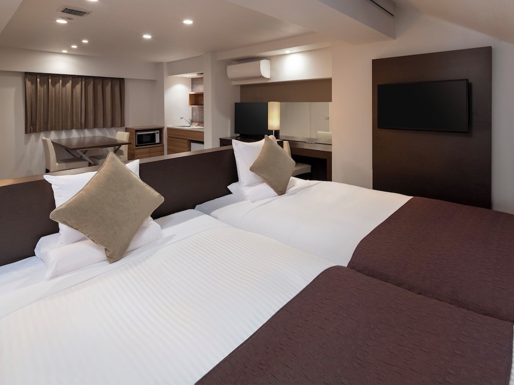 Deluxe, Twin Beds, Kitchen