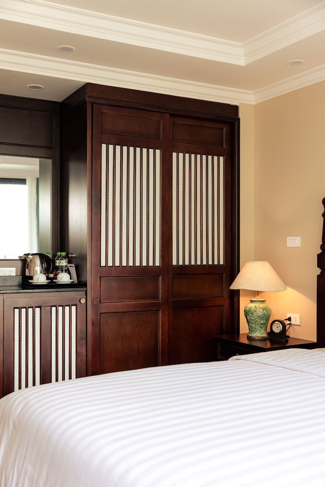 SUPERIOR, DOUBLE BED