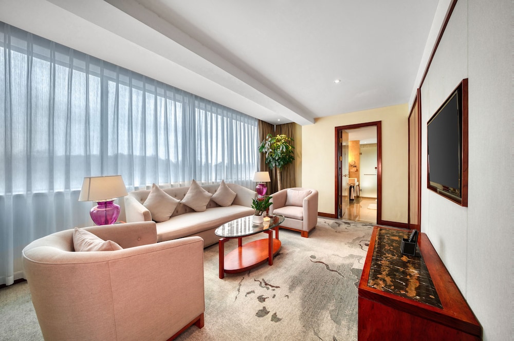 Wanghu Hotel 24/48