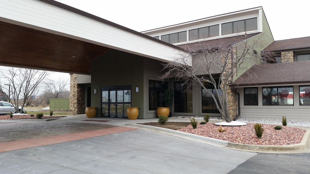 Best Western Benton Harbor-St. Joseph 8/43
