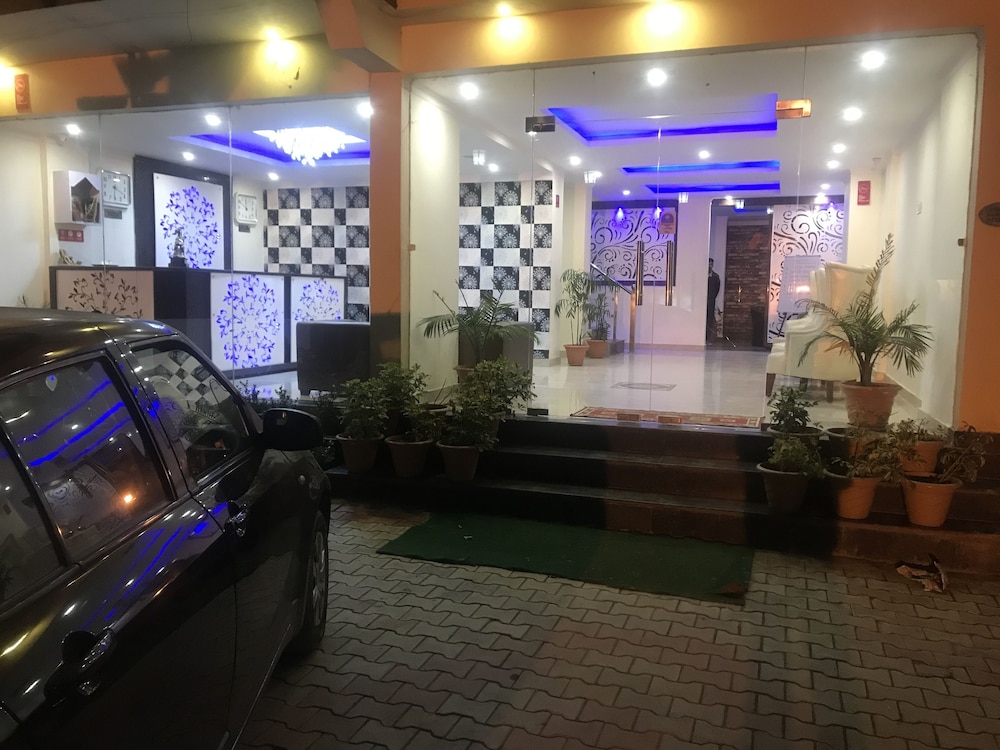 Hotel Triund Heights 32/50