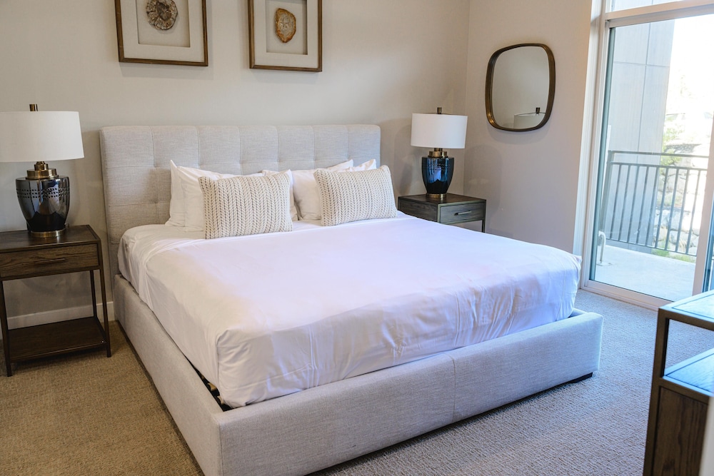 2 BEDROOMS, LUXURY, SUITE, ACCESSIBLE