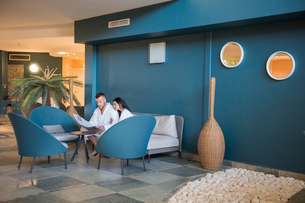 Les Flamants Roses Thalasso Spa 71/83