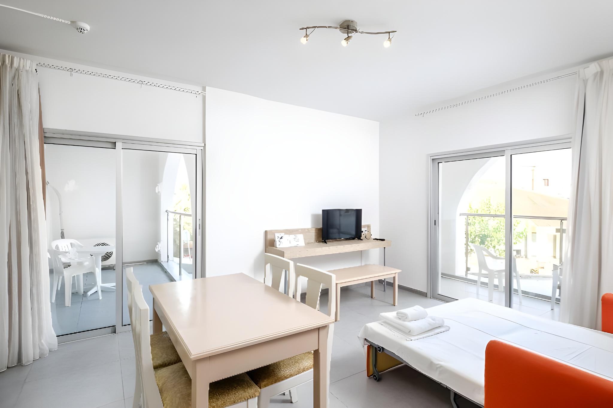 Deluxe, Apartment, Double Bed