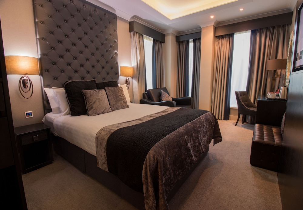 EXECUTIVE, DOUBLE BED