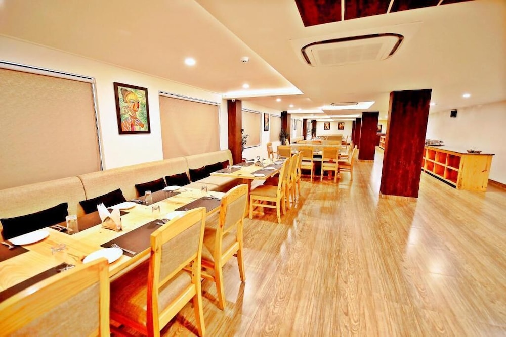 Spectrum Resort, Spa & Convention 33/48