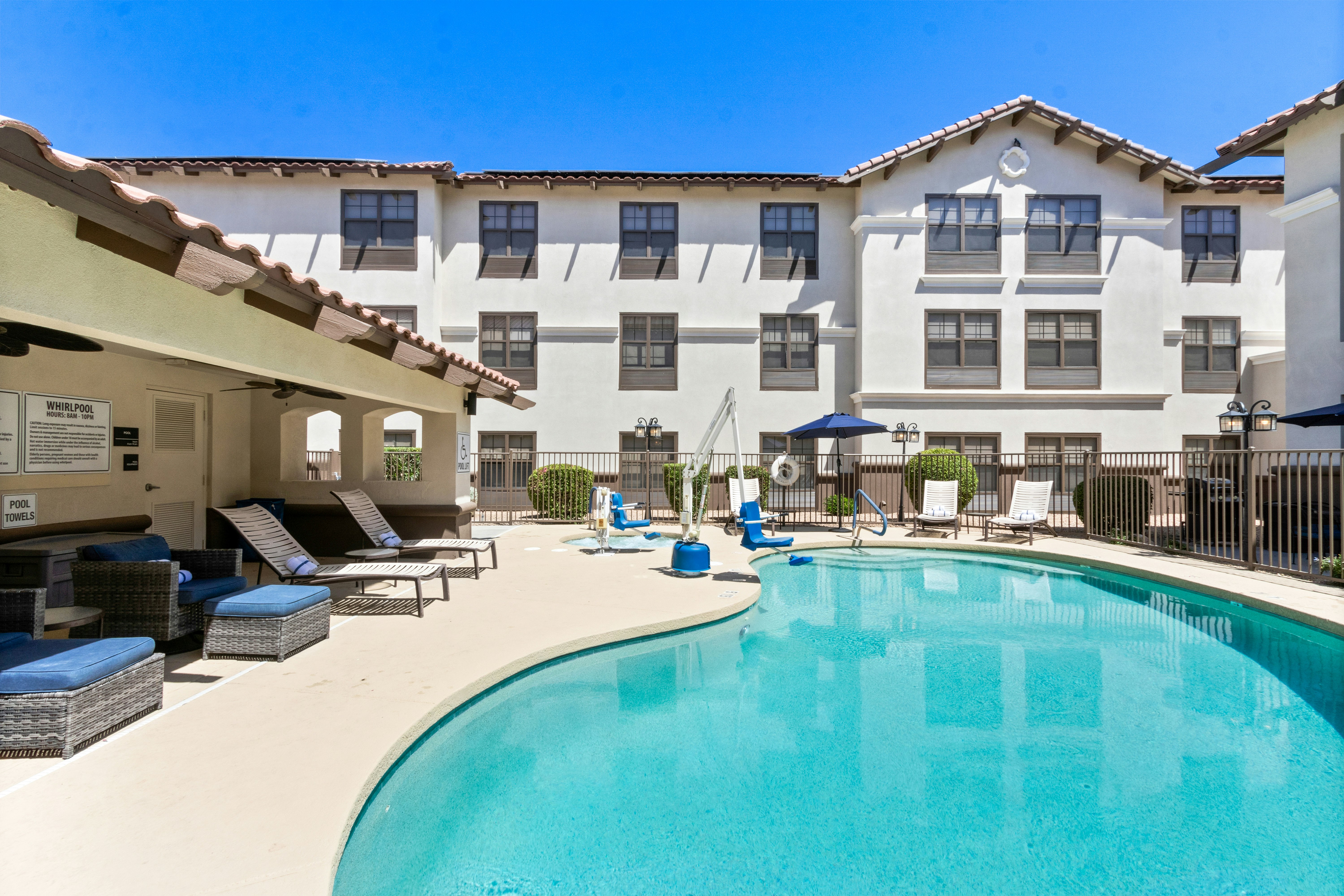 Hampton Inn & Suites Goodyear 67/69