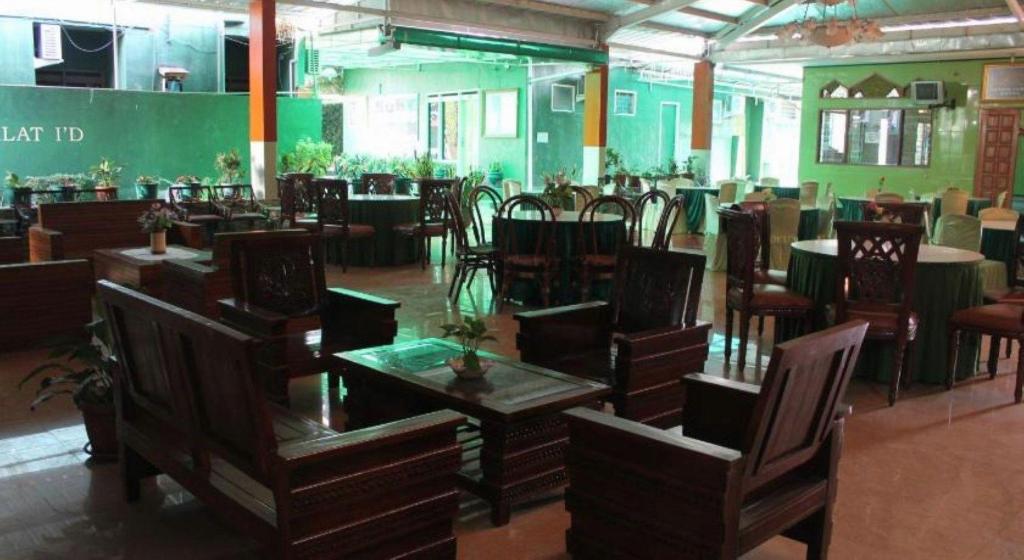 Cantik Hotel 36/53