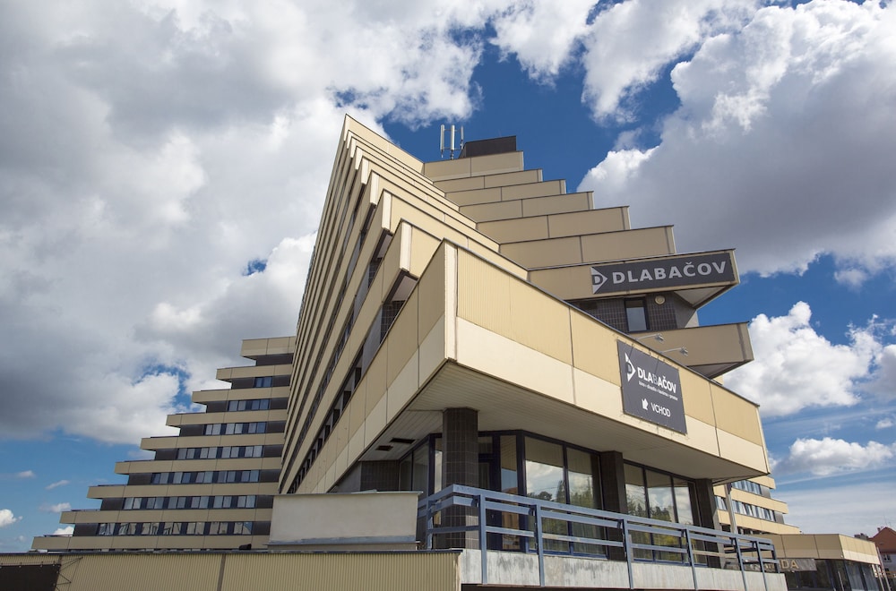 OREA HOTEL PYRAMIDA 6/73