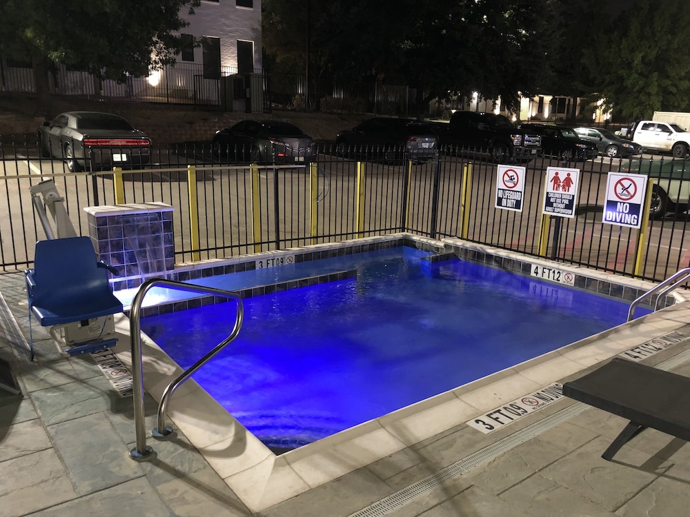 Super 8 By Wyndham Bedford Dfw Airport West 1/31