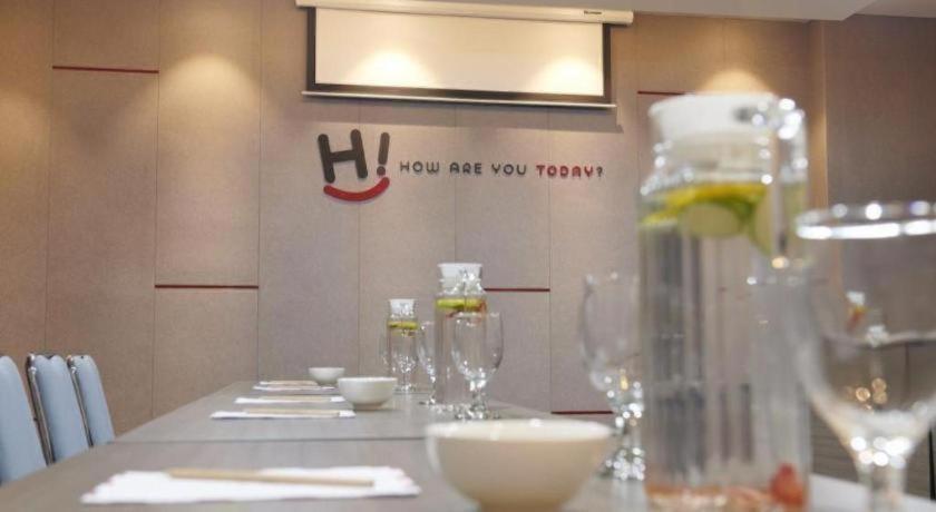 H! Hotel Senen 17/35