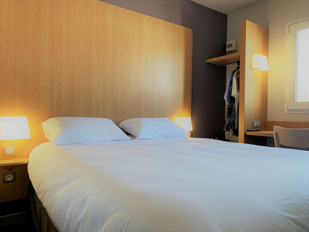 Kyriad Direct Clermont Ferrand Nord Gerzat 13/34