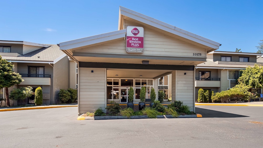 Best Western Plus Oak Harbor Hotel & Conference Center 3/41